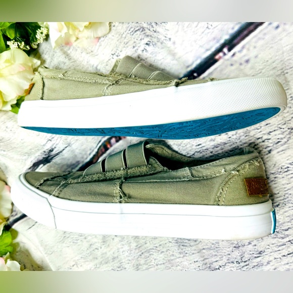 Blowfish Malibu Marley Canvas Low Top - Picture 7 of 9